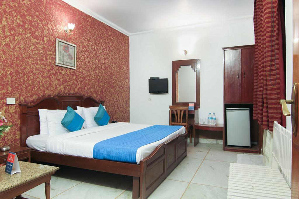Hotel Rahul Palace Új-Delhi Szoba fotó